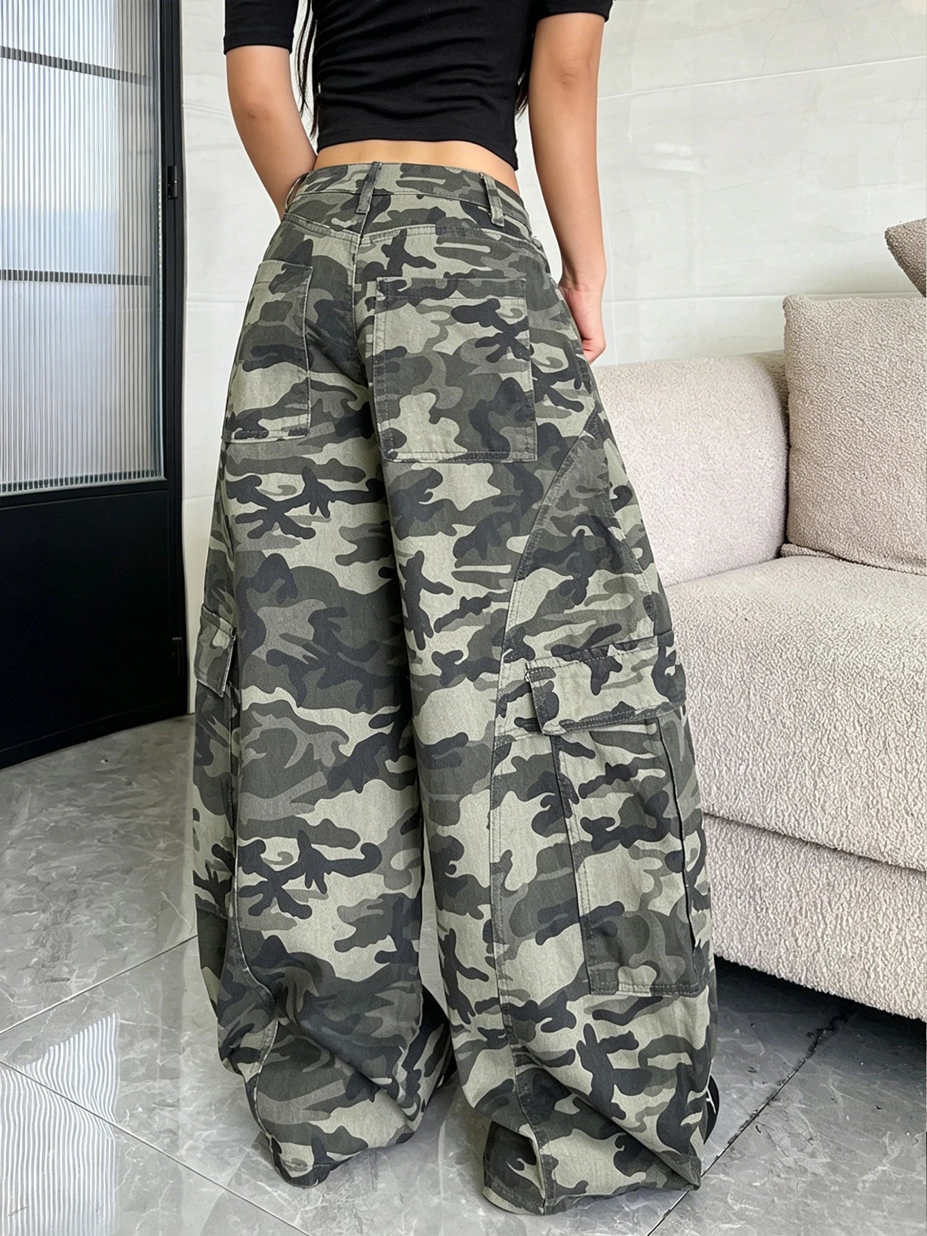Women's American Vintage Multi-Pocket Camouflage Work Pants, Fashionable Casual Loose-Fit Slim Cocoon-Style Jeans