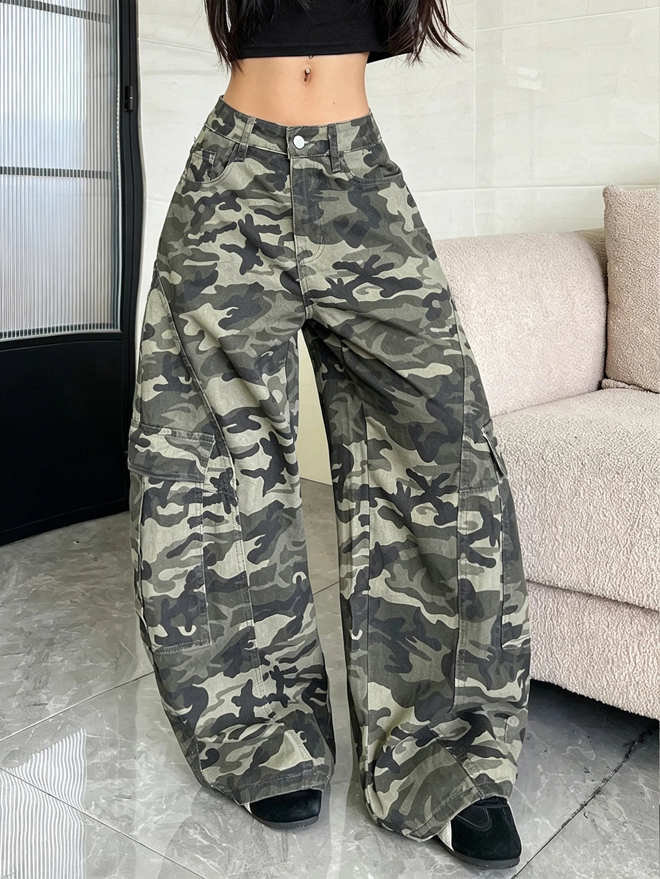 Women's American Vintage Multi-Pocket Camouflage Work Pants, Fashionable Casual Loose-Fit Slim Cocoon-Style Jeans